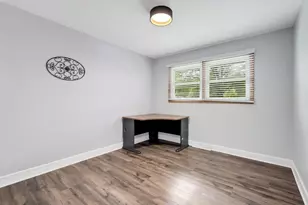 7724 Knottingham Ln, Downers Grove, IL 60516 - Photo 25