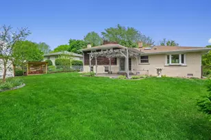 7724 Knottingham Ln, Downers Grove, IL 60516 - Photo 33