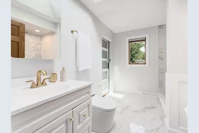 7724 Knottingham Lane, Downers Grove, IL 60516 - Photo 21