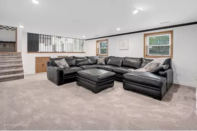 7724 Knottingham Lane, Downers Grove, IL 60516 - Photo 17