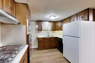 8212 W Walsh Ln, River Grove, IL 60171 - Photo 17