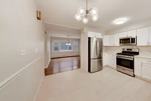 8212 W Walsh Ln, River Grove, IL 60171 - Photo 5