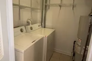 2656 N Hamlin Ave, Chicago, IL 60647 - Photo 15