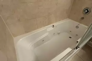 2656 N Hamlin Ave, Chicago, IL 60647 - Photo 9