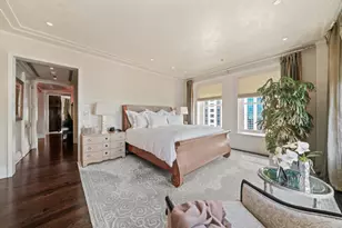 159 E Walton Pl, Chicago, IL 60611 - Photo 33