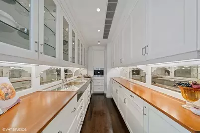 159 E Walton Place #28A, Chicago, IL 60611 - Photo 31