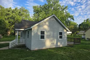 7602 Arbor Rd, Wonder Lake, IL 60097 - Photo 5