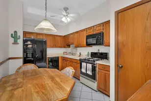 17808 Cameron Pkwy, Orland Park, IL 60467 - Photo 9