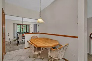 17808 Cameron Pkwy, Orland Park, IL 60467 - Photo 13