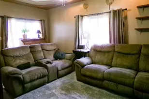3325 Halsted St, Steger, IL 60475 - Photo 11