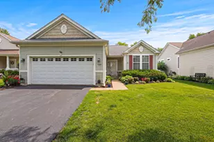 12926 Oak Grove Dr, Huntley, IL 60142 - Photo 1