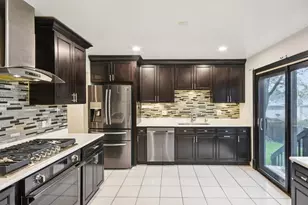 941 W Army Trail Blvd, Addison, IL 60101 - Photo 7
