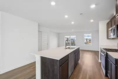 1389 Oakfield Lane, Pingree Grove, IL 60140 - Photo 5