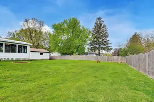 394 Pine Grove Ave, Gurnee, IL 60031 - Photo 21