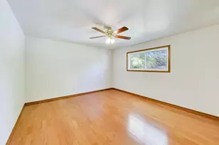 394 Pine Grove Ave, Gurnee, IL 60031 - Photo 9