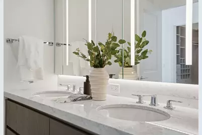 363 E Wacker Drive #6905, Chicago, IL 60601 - Photo 27