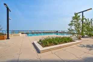 363 E Wacker Dr, Chicago, IL 60601 - Photo 37