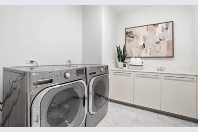 363 E Wacker Drive #6905, Chicago, IL 60601 - Photo 19