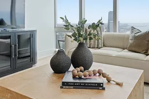 363 E Wacker Dr, Chicago, IL 60601 - Photo 5