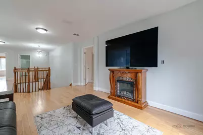 538 W Seaton Drive, Round Lake, IL 60073 - Photo 13