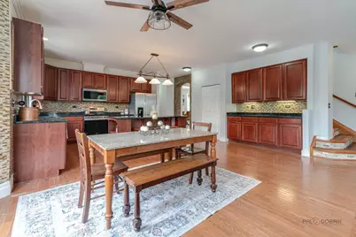 538 W Seaton Drive, Round Lake, IL 60073 - Photo 7