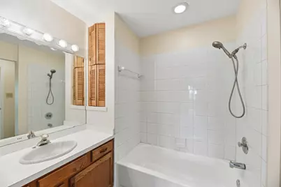 19726 Lake Shore Drive Court, Lynwood, IL 60411 - Photo 17