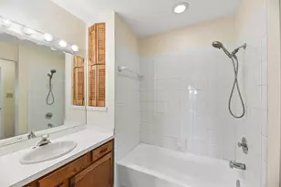 19726 Lake Shore Dr Ct, Lynwood, IL 60411 - Photo 17