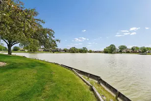 19726 Lake Shore Dr Ct, Lynwood, IL 60411 - Photo 23