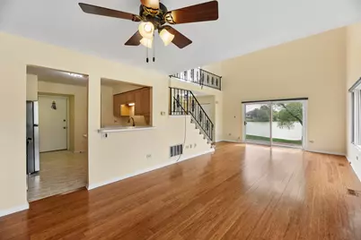 19726 Lake Shore Drive Court, Lynwood, IL 60411 - Photo 7
