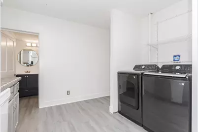 107 S Morris Avenue, Bloomington, IL 61701 - Photo 19