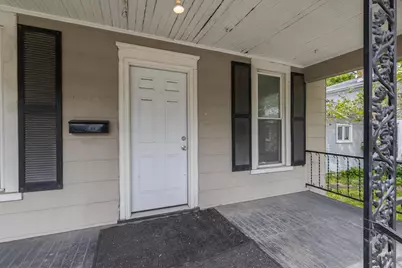 107 S Morris Avenue, Bloomington, IL 61701 - Photo 5