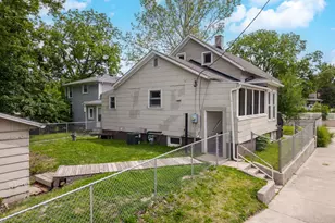 107 S Morris Ave, Bloomington, IL 61701 - Photo 29