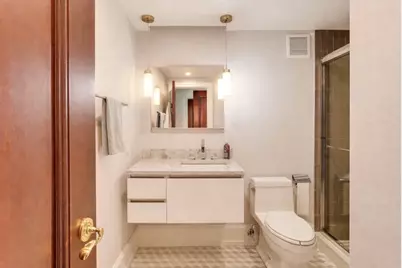 100 E Huron Street #3505, Chicago, IL 60611 - Photo 23