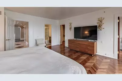 100 E Huron Street #3505, Chicago, IL 60611 - Photo 17