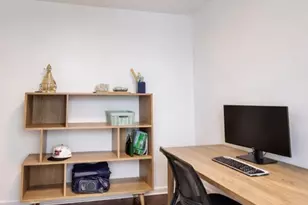 100 E Huron St, Chicago, IL 60611 - Photo 19