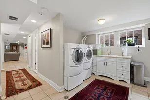 5822 N Sacramento Ave, Chicago, IL 60659 - Photo 25