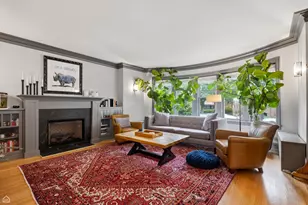 5822 N Sacramento Ave, Chicago, IL 60659 - Photo 3