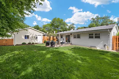 725 E Eisenhower Avenue, Palatine, IL 60074 - Photo 5