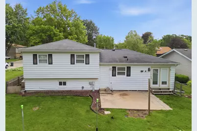 1905 20th Avenue, Sterling, IL 61081 - Photo 3