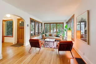 3926 N Ridgeway Ave, Chicago, IL 60618 - Photo 7