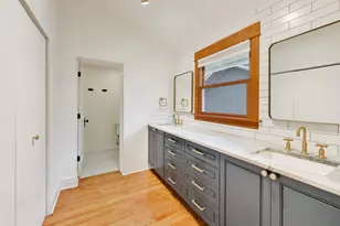 3926 N Ridgeway Ave, Chicago, IL 60618 - Photo 19