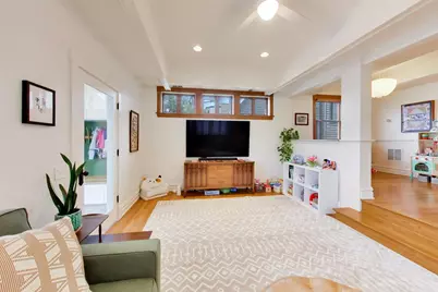 3926 N Ridgeway Avenue, Chicago, IL 60618 - Photo 15