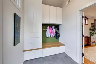 3926 N Ridgeway Ave, Chicago, IL 60618 - Photo 29