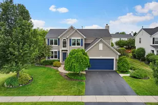 350 Kestrel Ln, Lindenhurst, IL 60046 - Photo 1