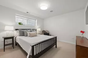 2314 W McLean Ave, Chicago, IL 60647 - Photo 21