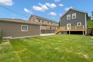 4036 W Warwick Ave, Chicago, IL 60641 - Photo 43