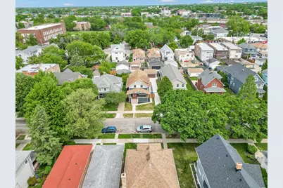 4036 W Warwick Avenue, Chicago, IL 60641 - Photo 45
