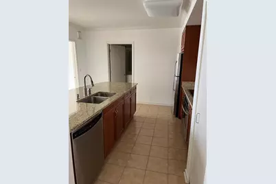 807 Davis Street #1307, Evanston, IL 60201 - Photo 3