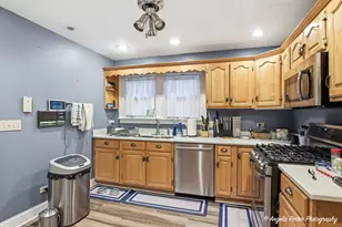 1608 Henry Pl, Waukegan, IL 60085 - Photo 13