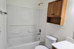 833 Village Quarter Rd, West Dundee, IL 60118 - Photo 11